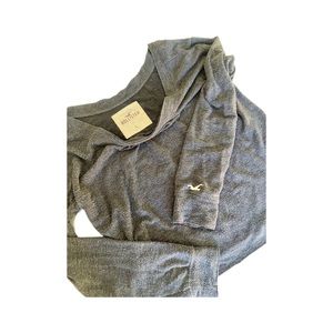 Hollister long sleeve, size L